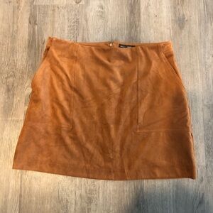 Banana Republic faux suede skirt size 14